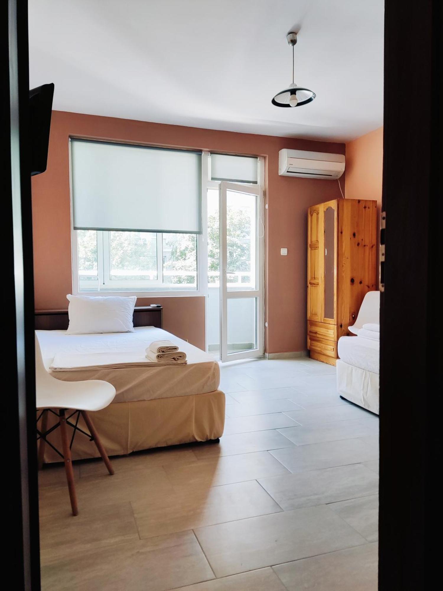 Pleven Rooms Екстер'єр фото