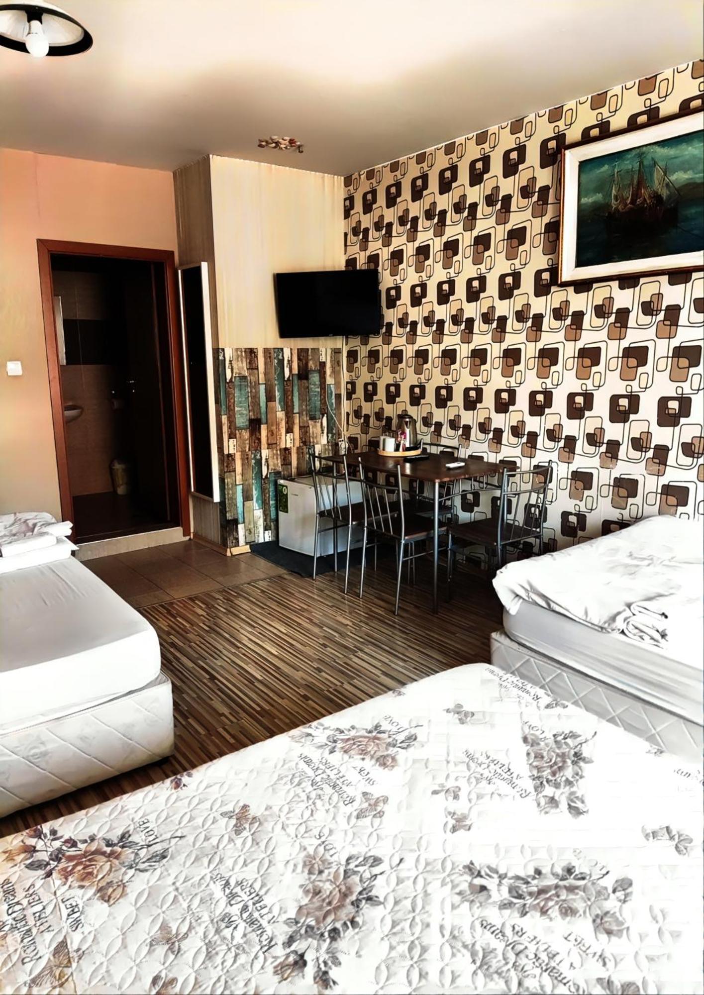 Pleven Rooms Екстер'єр фото
