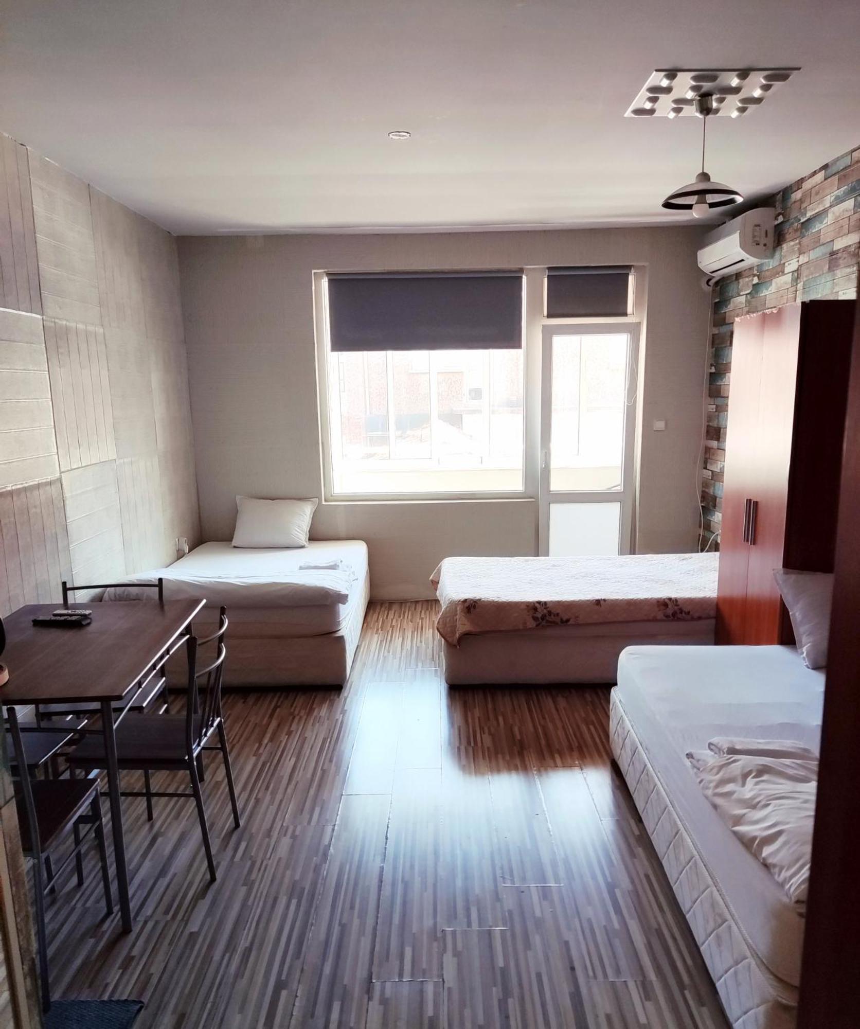 Pleven Rooms Екстер'єр фото